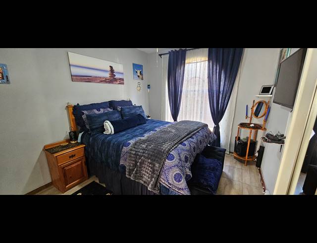 2 BEDROOM TOWNHOUSE FOR SALE IN SOUTH CREST